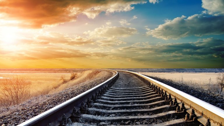 train rails