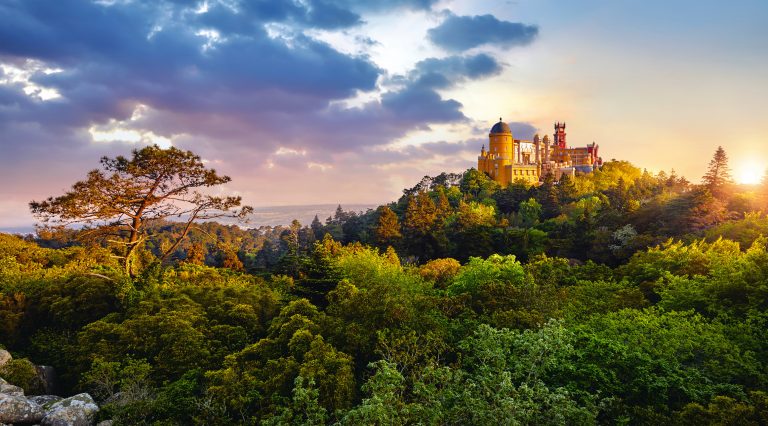 How To Get to Sintra from Lisbon (Train, Bus, Tour)