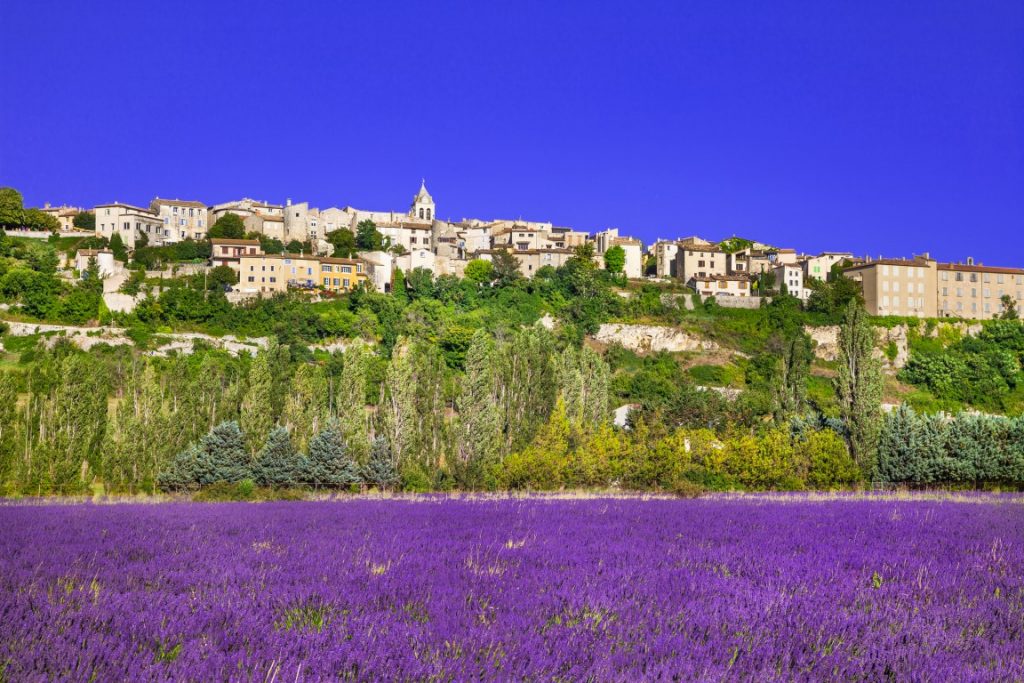 must visit in provence