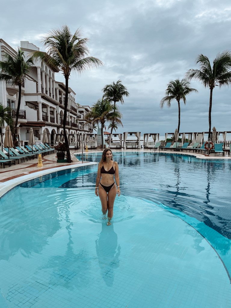 The pool at Wyndham Alltra Playa del Carmen, a Playa del Carmen adults only all inclusive resort.