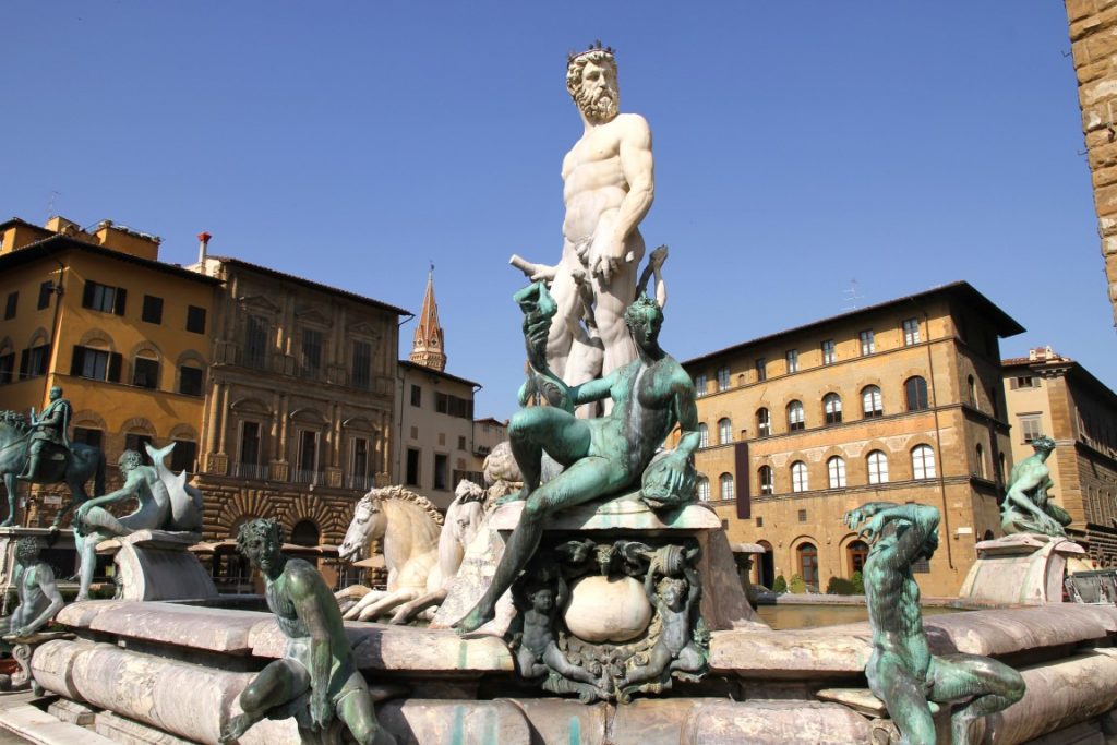 Image of the Neptune fountain in Piazza della Signoria, Florence