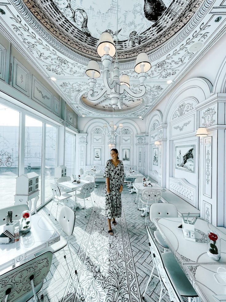 Forever Rose Cafe, Dubai The First 2D Cafe in Dubai