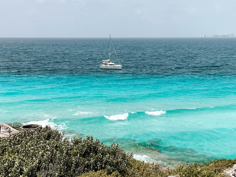 10 BEST Yacht Charters & Private Catamarans in Cancun